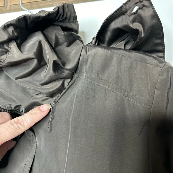 Betsey Johnson Brown Ruffle Edge Coat Size XS *missing hood button - Picture 11 of 16